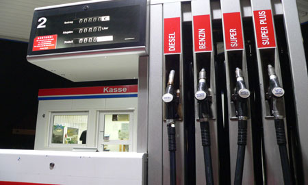 Niższe ceny paliw na stacjach