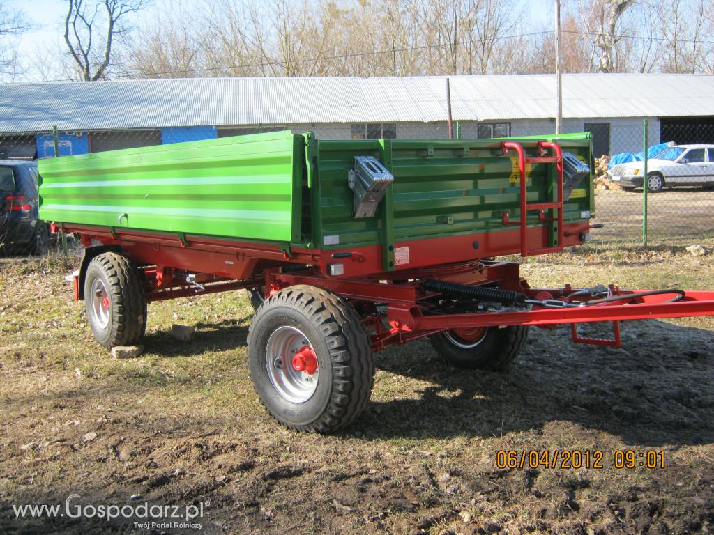 Przyczepa rolnicza T-653/2 7