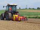 Agregat AUR2 i siewnik pneumatyczny MAX PNEUMATIC  w pracy
