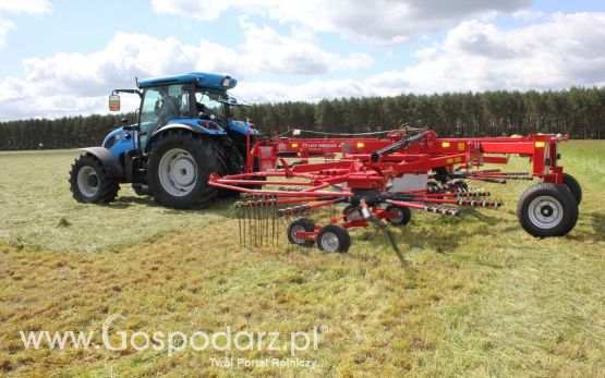 Pokazy maszyn Polskie Zboża Zielone Agro Show 2012