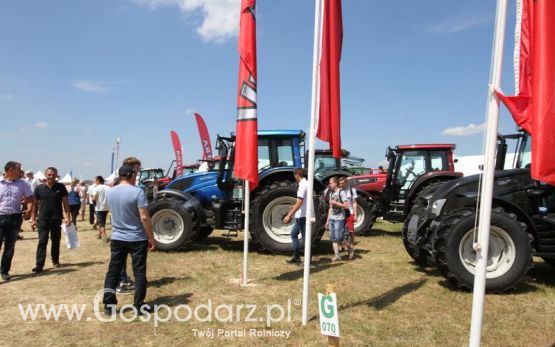 Valtra na OPOLAGRZE 2015
