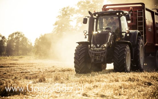 Ciągniki rolnicze Valtra Seria S