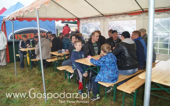 Zdjęcia z pokazów polowych INTER-VAX w Gębicach 