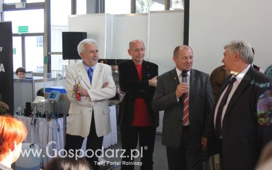 Spacer Ministra Sawickiego po terenie targów Polagra Food i KWZH