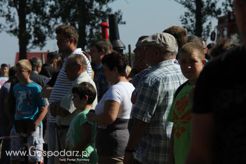 XII Festiwal Starych Ciągników im. Jerzego Samelczaka w Wilkowicach 2013 - niedziela