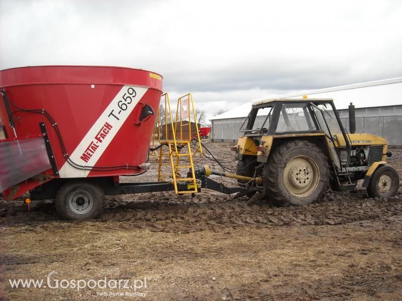 Dzień pracy rolnika-wizyta MrZgredy u MafiaOgiegooo