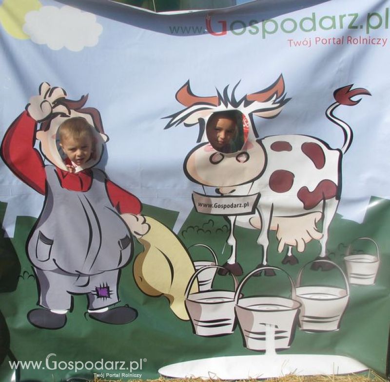 Agro Show 2011 Bednary Zdjęcie z krówką Niedziela