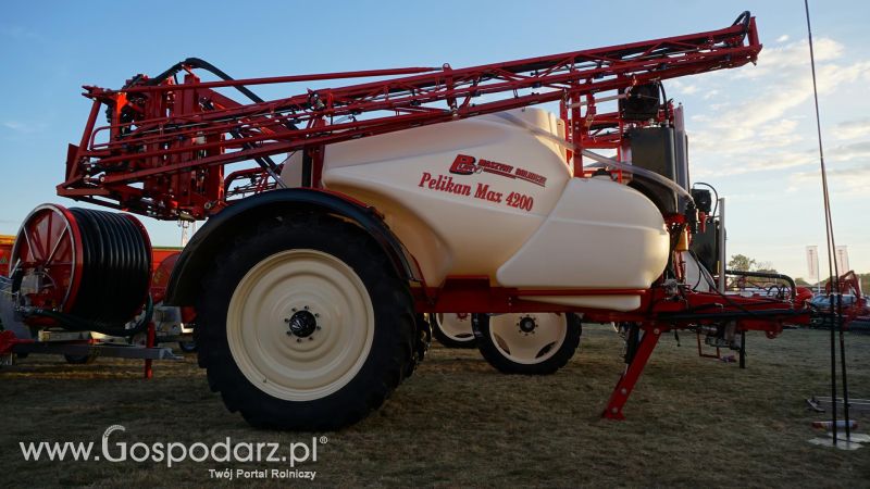 AGRO SHOW o wschodzie słońca