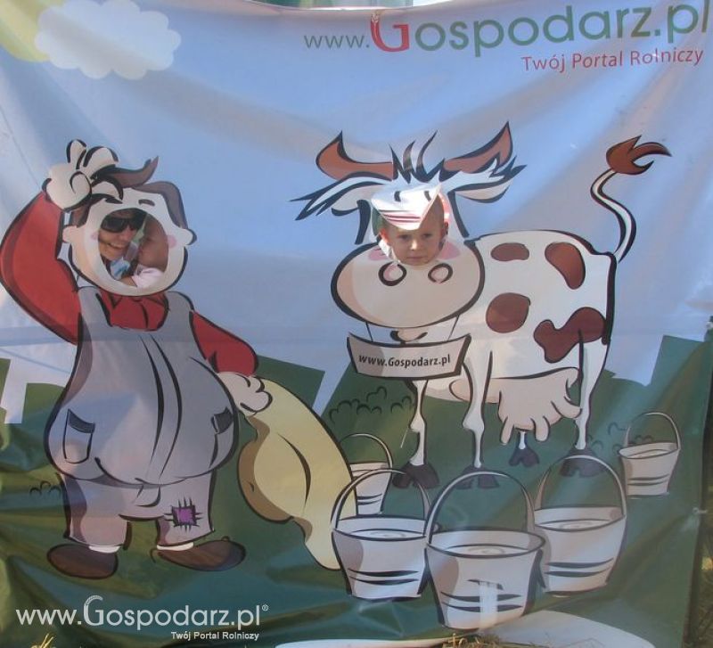 Agro Show 2011 Bednary Zdjęcie z krówką Niedziela