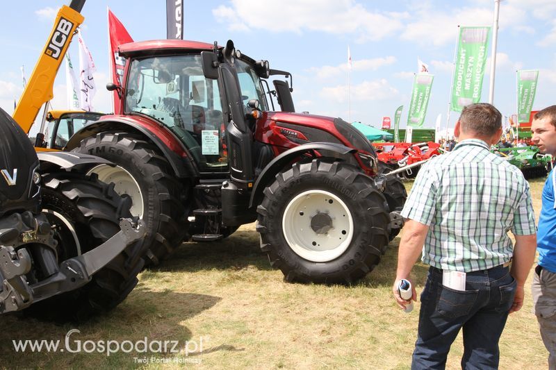 Valtra na OPOLAGRZE 2016