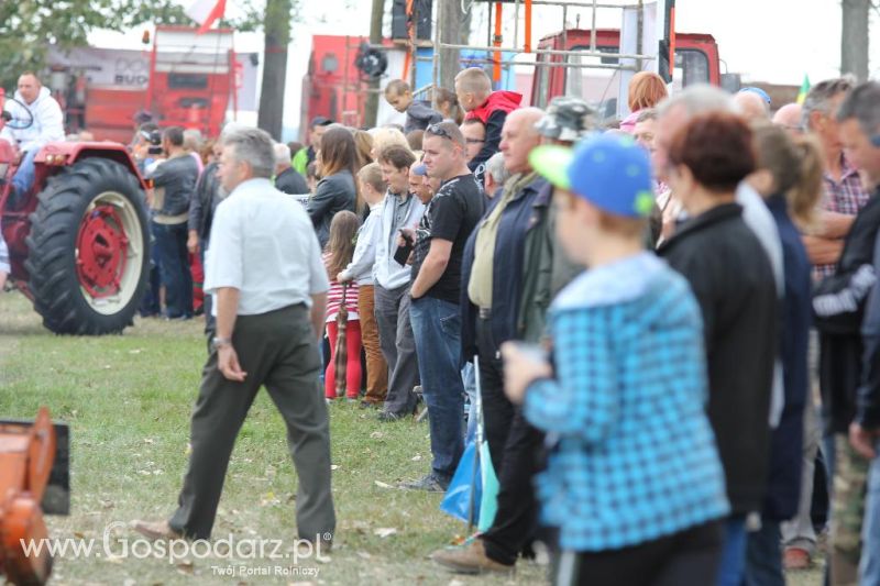 XIII Festiwal Starych Ciągników i Maszyn Rolniczych w Wilkowicach cz.1
