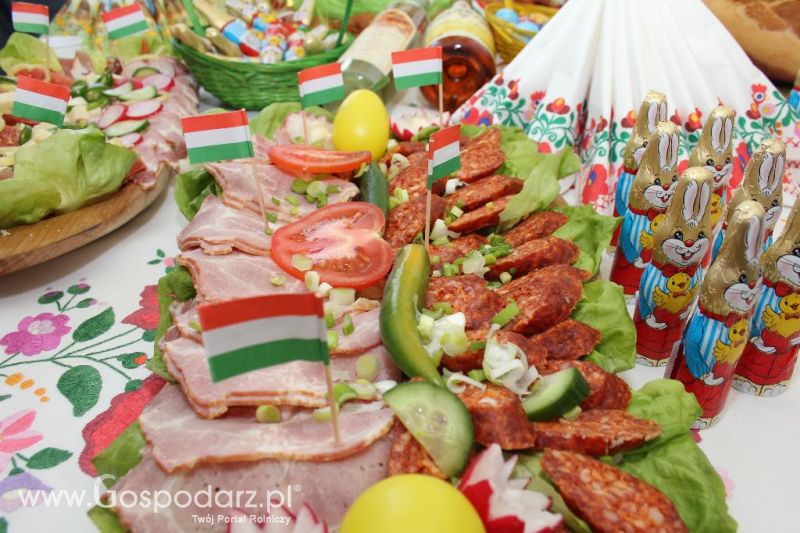 Stoły KGW - XVI Spotkania Tradycji Wielkanocnych Ziemi Kłodzkiej