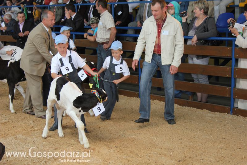 Młody hodowca na XVIII Regionalnej Wystawie Zwierząt Hodowlanych w Szepietowie