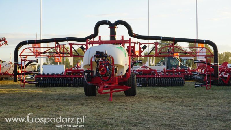 AGRO SHOW o wschodzie słońca