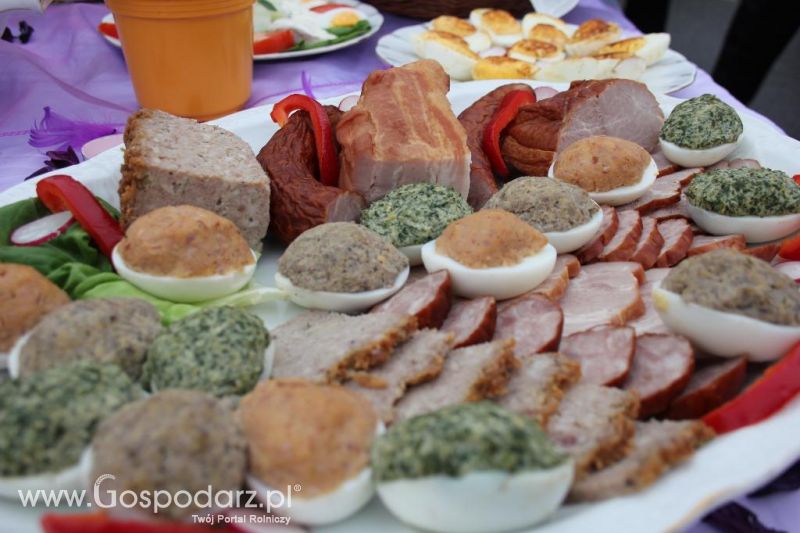 Stoły KGW - XVI Spotkania Tradycji Wielkanocnych Ziemi Kłodzkiej