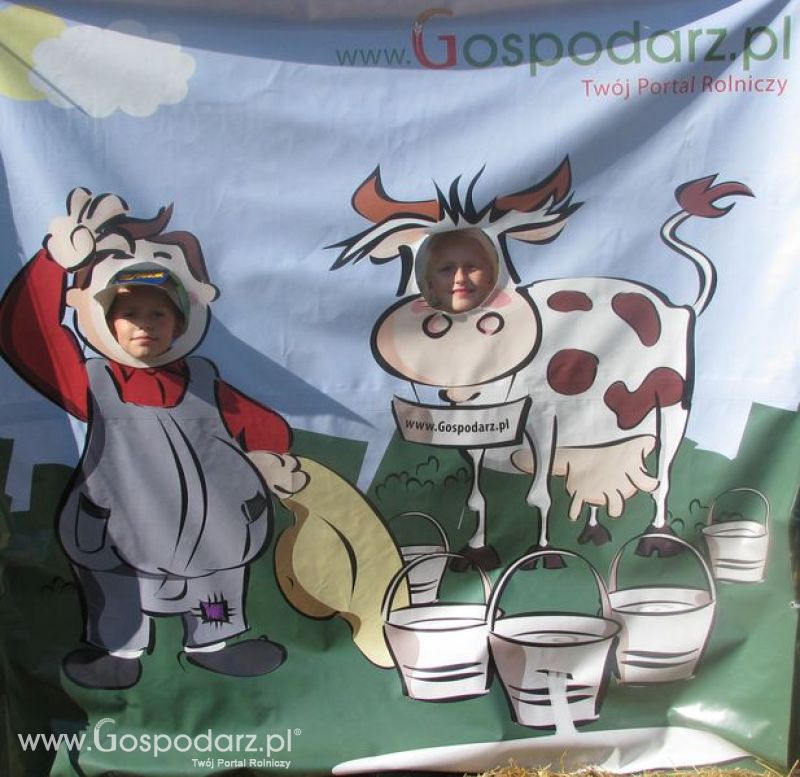 Agro Show 2011 Bednary Zdjęcie z krówką Niedziela