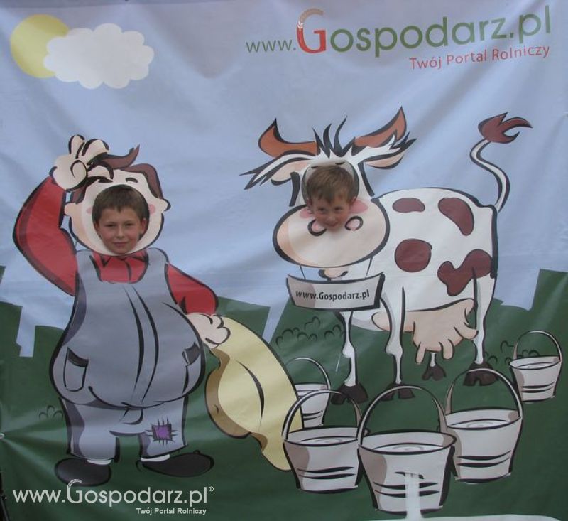 Gospodarz i Krówka znajdź swoje zdjęcie z targów Opolagra 2011 - Sobota-Niedziela