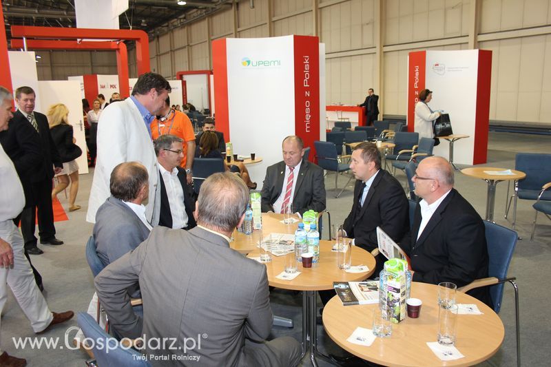 Spacer Ministra Sawickiego po terenie targów Polagra Food i KWZH