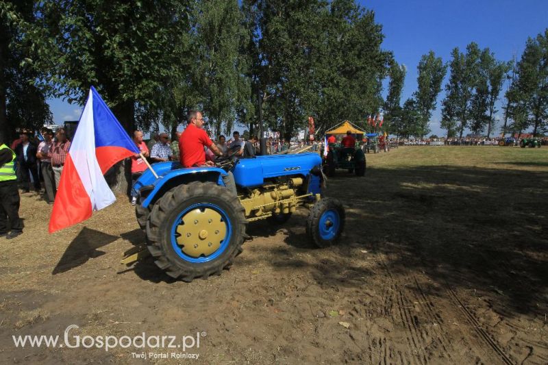 XII Festiwal Starych Ciągników im. Jerzego Samelczaka w Wilkowicach 2013 - niedziela