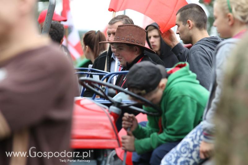 XIII Festiwal Starych Ciągników i Maszyn Rolniczych w Wilkowicach cz.1