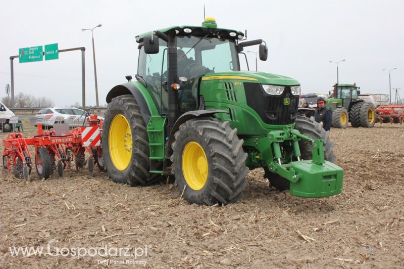 Kultywator STRIGER do uprawy pasowej