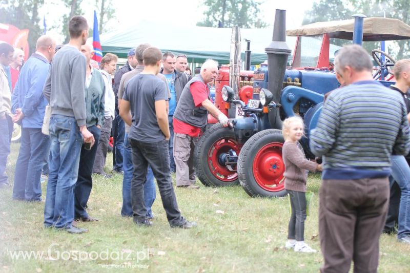 XIII Festiwal Starych Ciągników i Maszyn Rolniczych w Wilkowicach cz.1