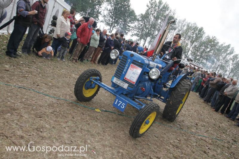 XIII Festiwal Starych Ciągników i Maszyn Rolniczych w Wilkowicach cz.2