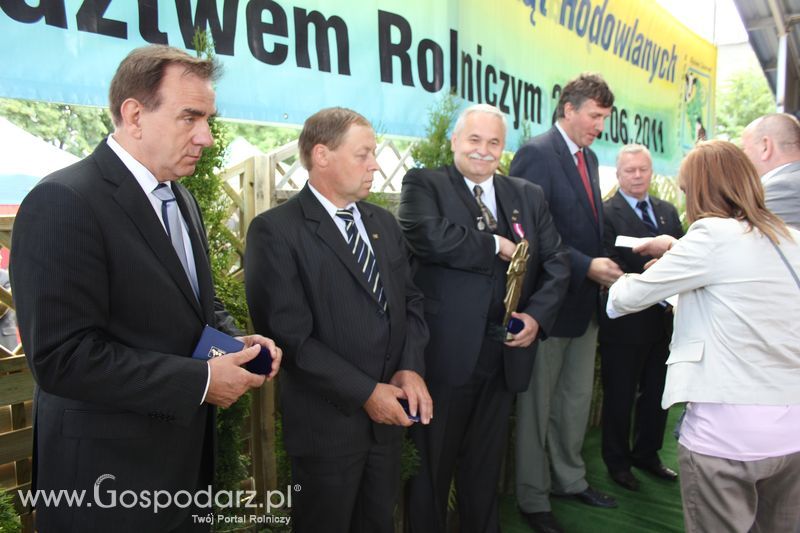 Wręczenie nagród na XVIII Regionalnej Wystawie Zwierząt Hodowlanych w Szepietowie