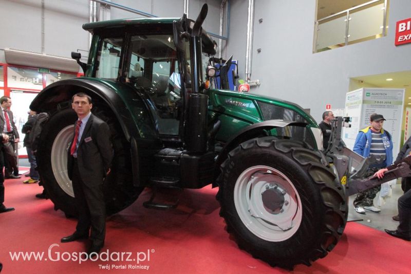 Valtra na AGROTECH Kielce 2014