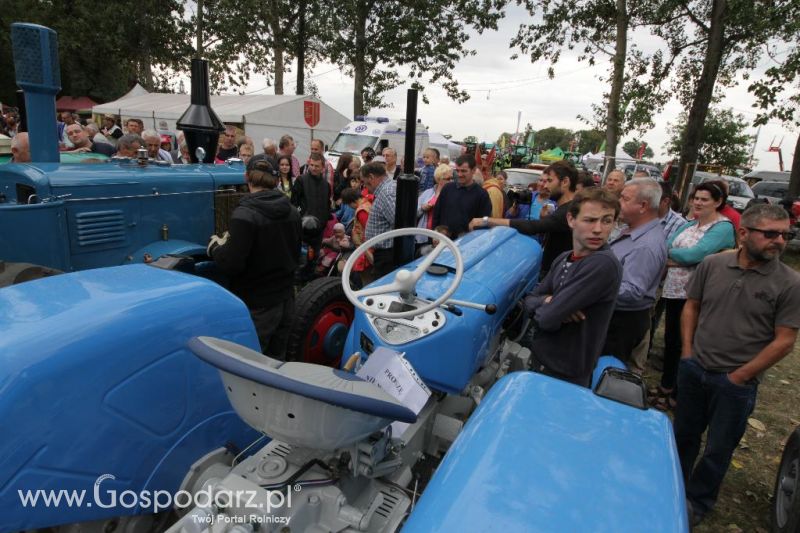 XIII Festiwal Starych Ciągników i Maszyn Rolniczych w Wilkowicach cz.1
