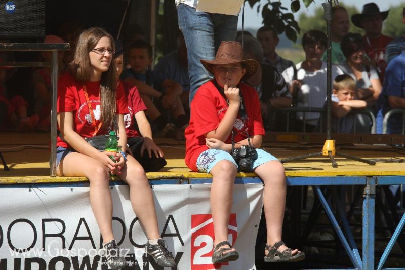 XII Festiwal Starych Ciągników im. Jerzego Samelczaka w Wilkowicach 2013 - niedziela