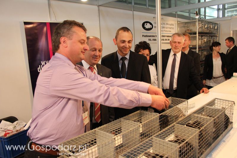 Spacer Ministra Sawickiego po terenie targów Polagra Food i KWZH