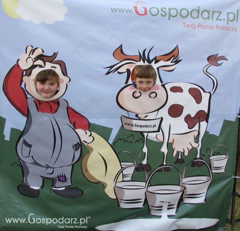 Agro Show 2011 Bednary Zdjęcie z krówką Piątek
