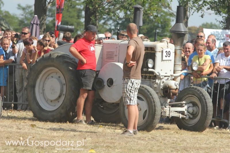XII Festiwal Starych Ciągników im. Jerzego Samelczaka w Wilkowicach 2013 - niedziela