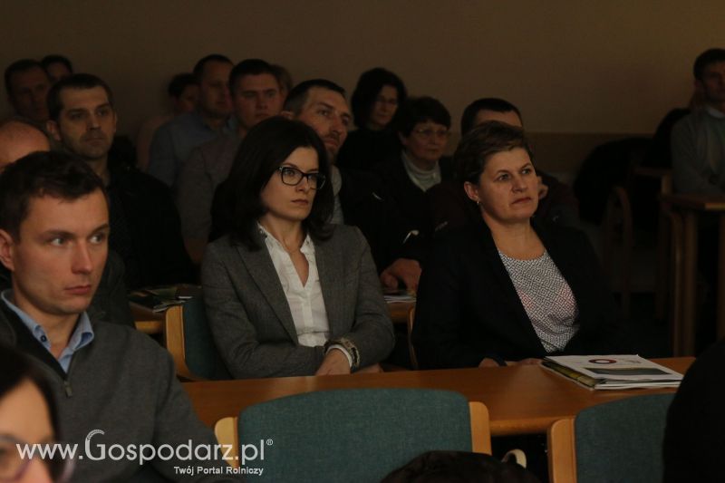 O Ogólnokrajowa konferencja na temat śruty rzepakowej