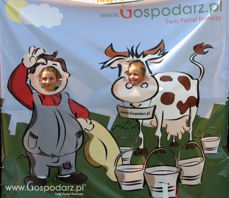 Gospodarz i Krówka znajdź swoje zdjęcie z Zielonego Agro Show 