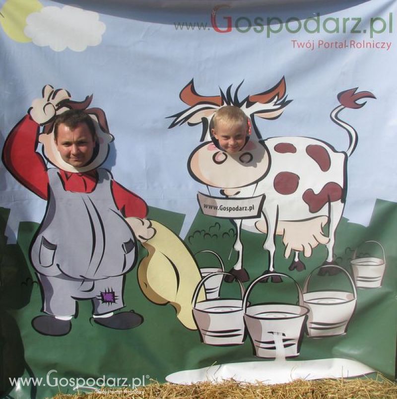 Agro Show 2011 Bednary Zdjęcie z krówką Niedziela
