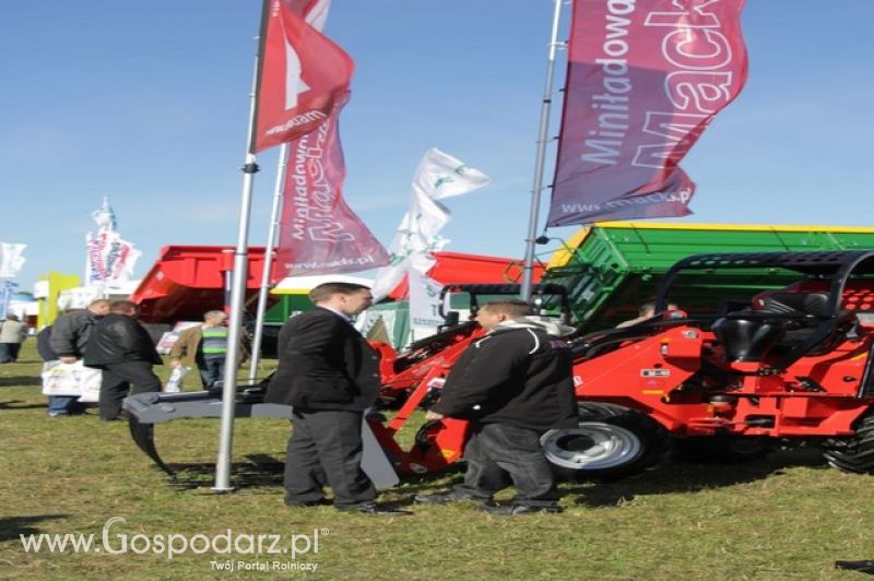 DAMIAN - DYSTRYBUCJA SPRZETU ROLNICZEGO Agro Show 2012