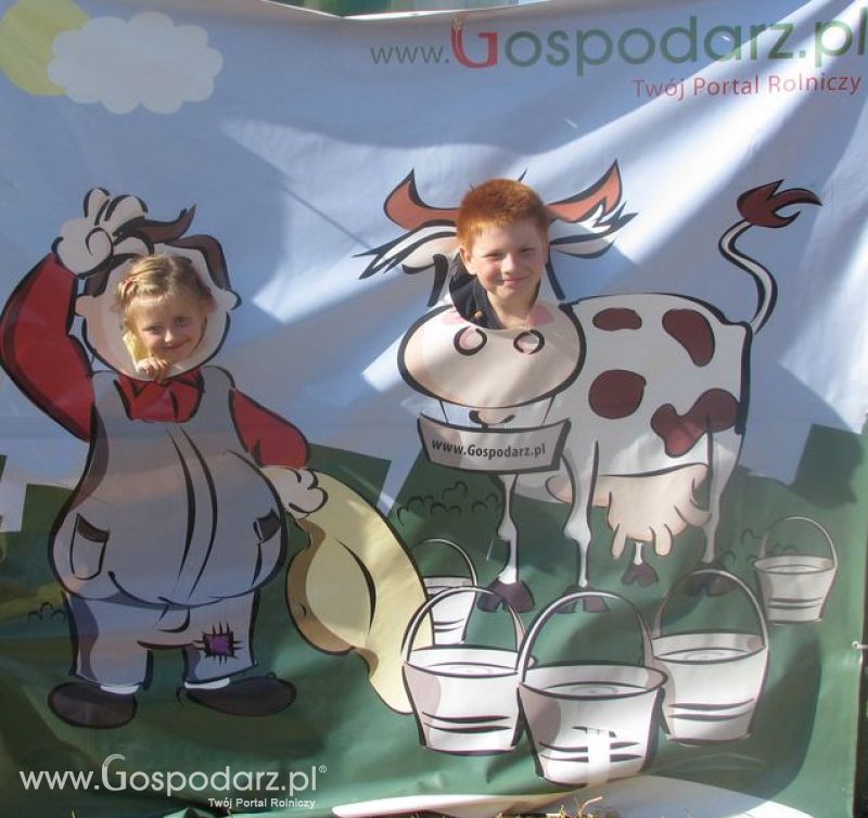 Agro Show 2011 Bednary Zdjęcie z krówką Niedziela