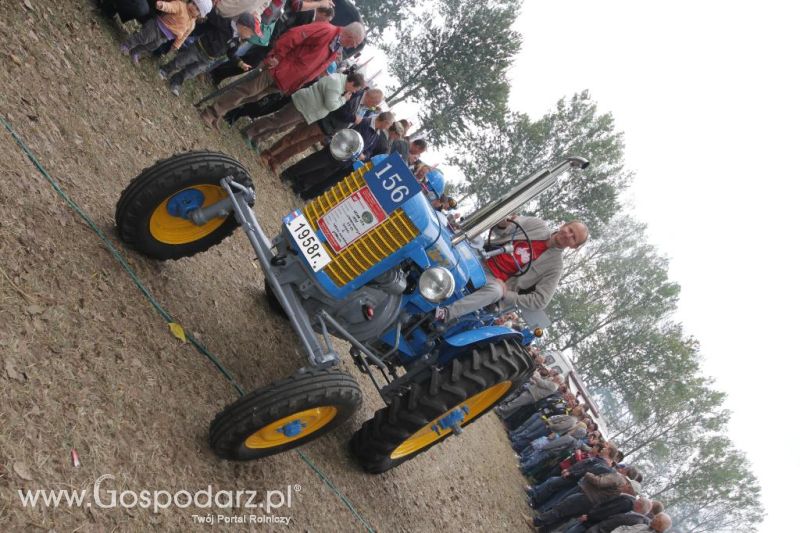 XIII Festiwal Starych Ciągników i Maszyn Rolniczych w Wilkowicach cz.2