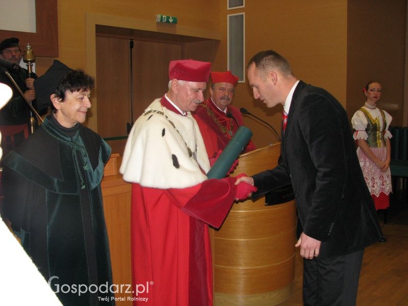 UP Poznań - Uroczystość wręczenia odznaczeń państwowych i uczelnianych oraz dyplomów doktora habilitowanego i promocji doktorskiej