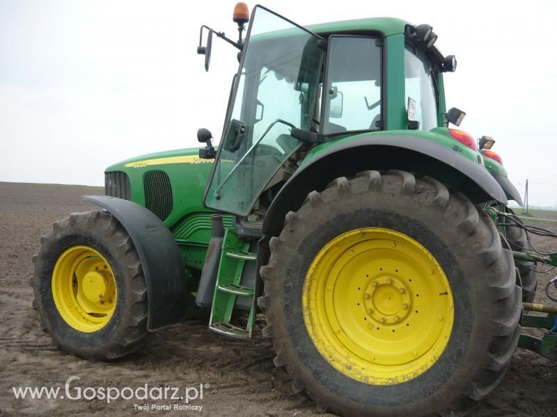 Kukuryku czyli Siew Kukurydzy 2012 John Deere 6820+Monosem 