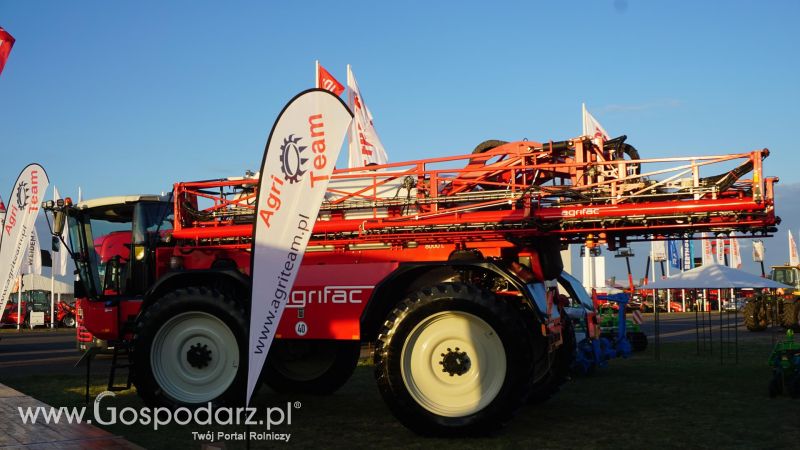 AGRO SHOW o wschodzie słońca