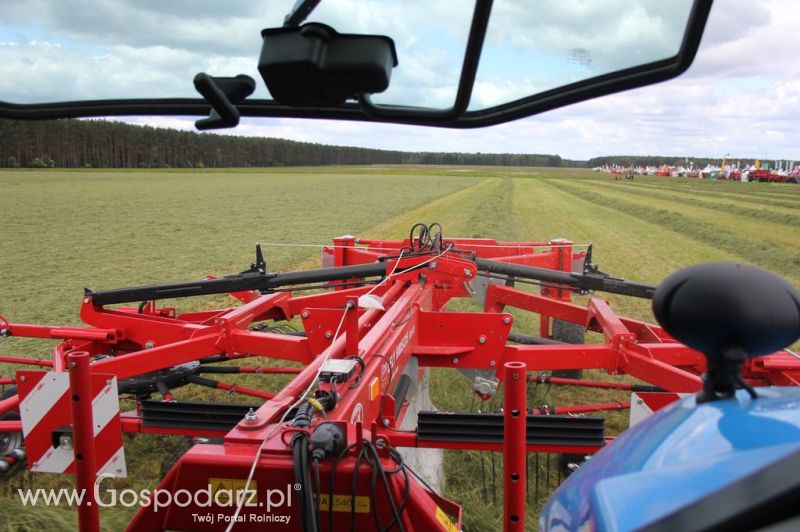 Pokazy maszyn Polskie Zboża Zielone Agro Show 2012
