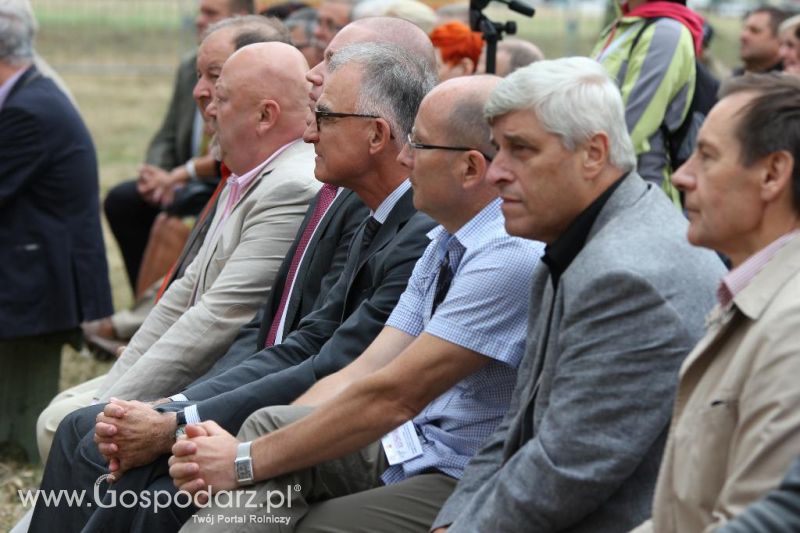 XIII Festiwal Starych Ciągników i Maszyn Rolniczych w Wilkowicach cz.1