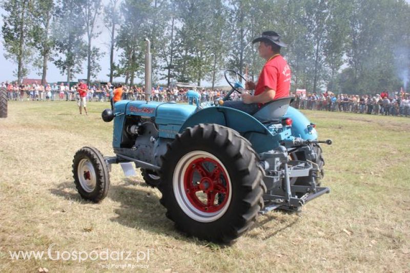XI Ogólnopolski Festiwal Starych Ciągników i Maszyn Rolniczych