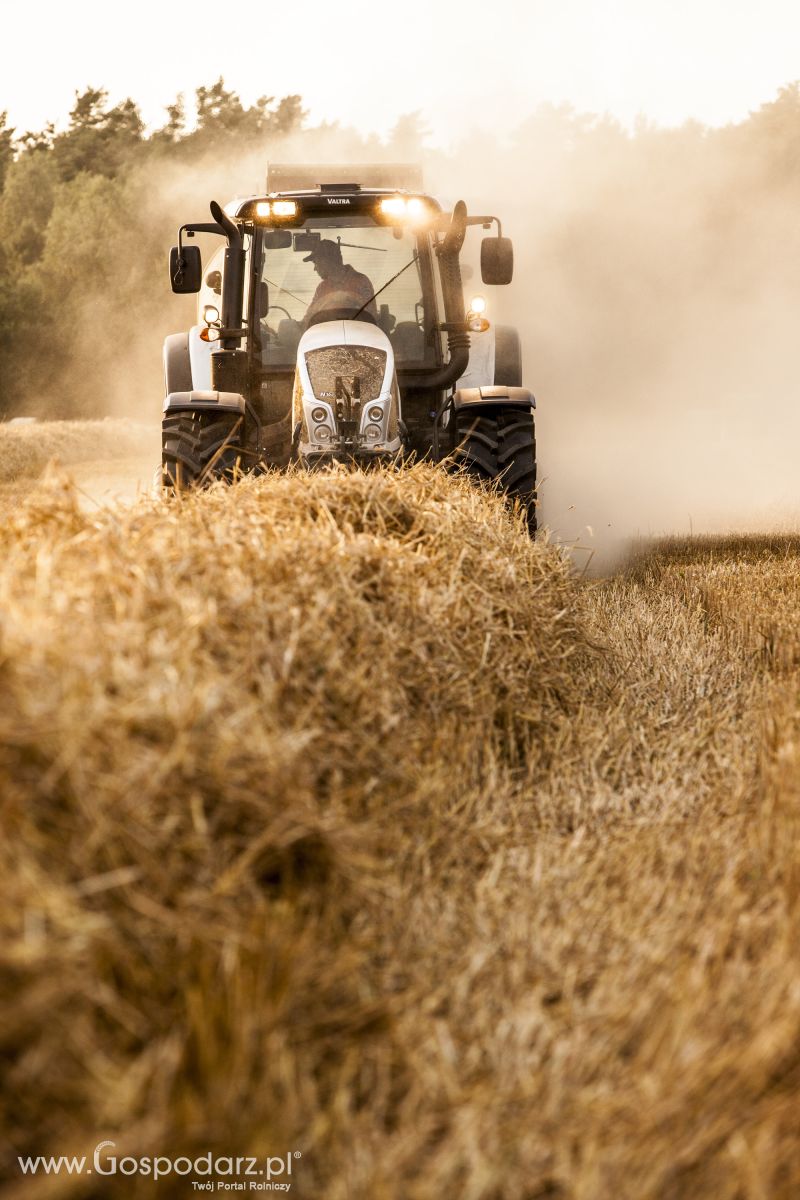 Ciągniki rolnicze Valtra Seria N