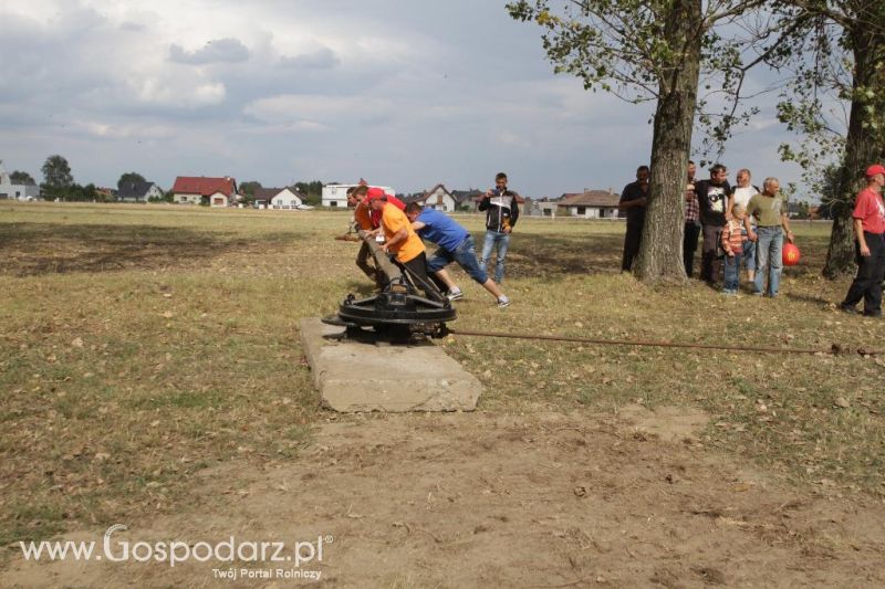 XIII Festiwal Starych Ciągników i Maszyn Rolniczych w Wilkowicach cz.1