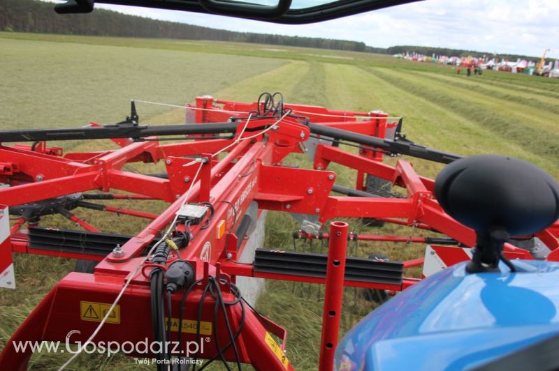 Pokazy maszyn Polskie Zboża Zielone Agro Show 2012