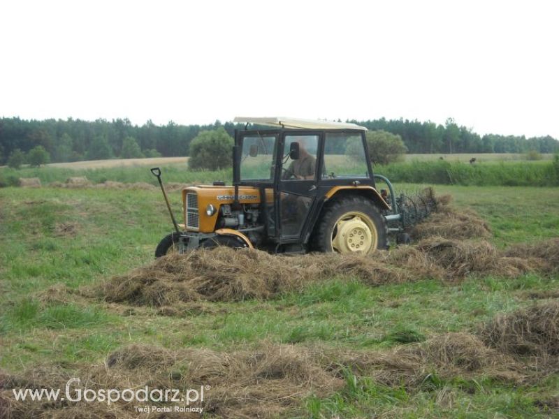 zbieranie siana 2012 ursusem c330m i 1014 de luxe